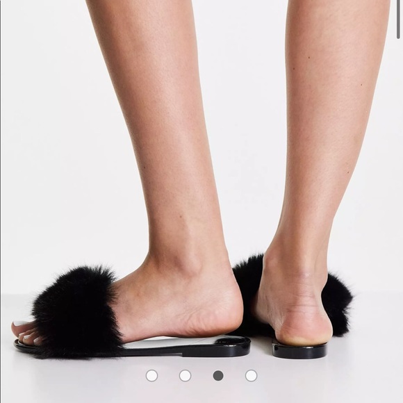 Steve Madden Black Furry Fritzie Slides Jelly Sandals - Picture 2 of 5